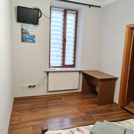 5хв від жд вокзалу * Lviv