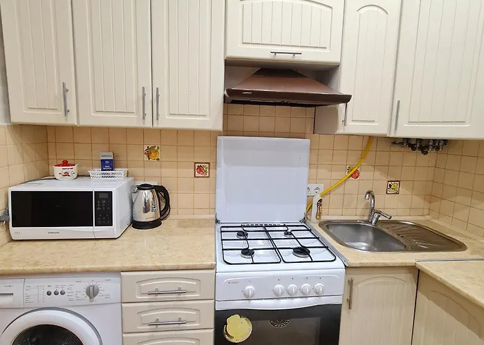 5хв від жд вокзалу לבוב