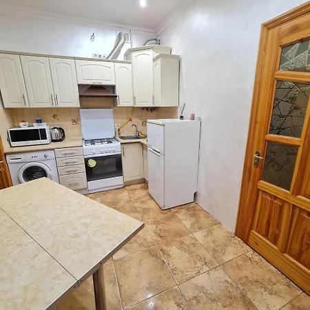 5хв від жд вокзалу * Λβιβ