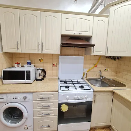 5хв від жд вокзалу Λβιβ